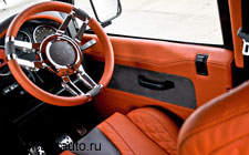 Фото салона автомобиля Land Rover Defender 90 от Kahn Design