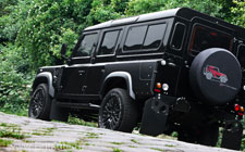 Land Rover Defender 110 Kahn