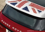 Надпись RANGE багажника Range Rover Evoque Abbey Road Limited Edition, ultra-luxury by Range Rover. Белого цвета.