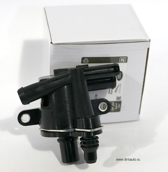 Тройник системы охлаждения 1,5Л - 2,0Л Бензин Range Rover Sport 2010 - 2021, Range Rover 2010 - 2021, Discovery 5, Defender 2020 - 2026, Evoque 2012 - 2026, Velar. Оригинал Land Rover 100%, в оригинальной упаковке.