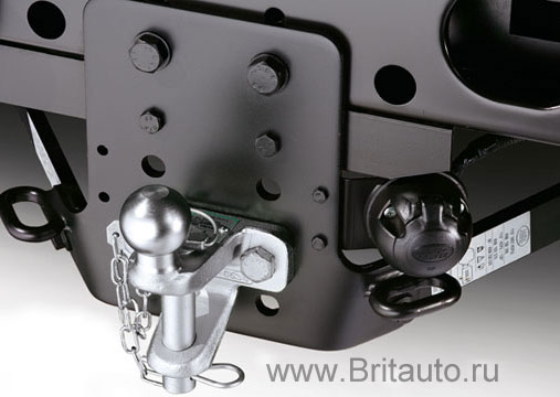 Полный комплект прицепного устройства на lend rover defender 110 от 2007г.в., с разъемами, штангами и пр.