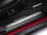 Комплект накладок на пороги передних дверей Range Rover Evoque 5-ти дверный, без подсветки, вставка - анодированный алюминий, цвет пластика - Lunar (светло - серый), комплект из 2-х штук