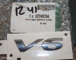 Эмблема "V6" на переднем крыле Jaguar XJ 2010 - 2020, Chrome.