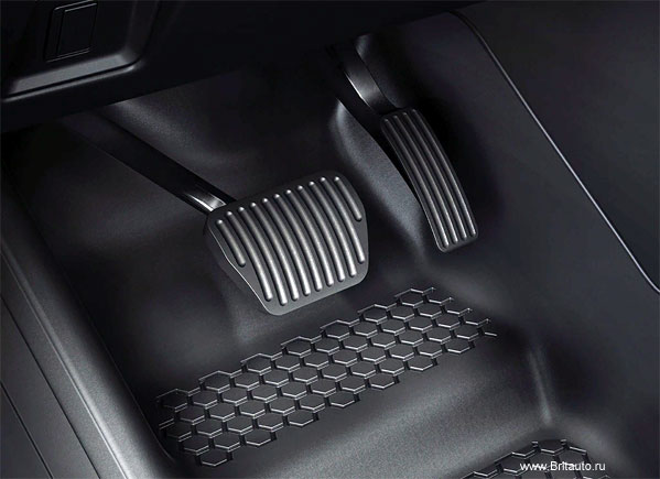 Коврики резиновые глубокие черные New Land Rover Defender 2020 - 2024, на 5-ти местный автомобиль, короткая колесная база 90 (3-х дверный кузов).
