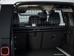 Разделитель салона и багажного отделения New Land Rover Defender 110, металлическая решетка, в половинную высоту салона, 5-ти местный.салон.