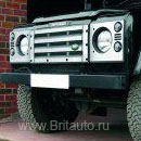 Накладка на решетку радиатора с отделкой bright silver на land rover defender.