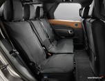 Комплект защитных чехлов сидений второго ряда Land Rover Discovery 5, в комплекте так же чехлы подголовников и подлокотников. Цвет: черный.