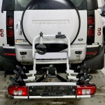 Устройство для перевозки двух велосипедов на Land Rover Defender New 2020 - 2022. используется на автомобилях с запасным колесом установленным на багажной двери. 
