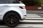 Колесный диск Range Rover Evoque Abbey Road Limited Edition, 8 x R20, цвет: Narvik Black (черный).