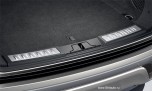 Накладка порога багажной двери Range Rover Evoque 2019, с мягкой подсветкой.